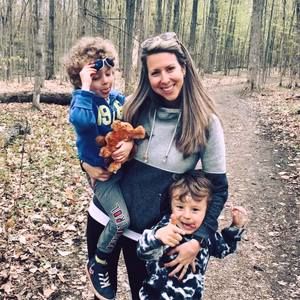 Meet your Posher, Karine